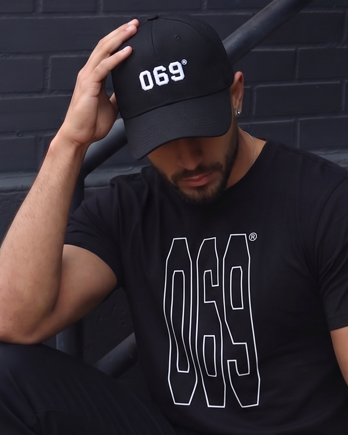Cap 069 black/white